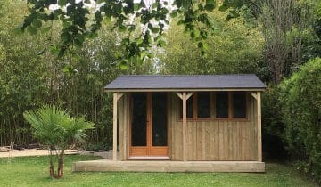 Entretenir un Abri de Jardin en Bois Autoclave Classe 4 : Conseils pour Maximiser sa Durée de Vie